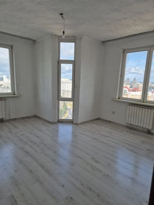 2-room apartment for sale. V. Ivasyuka 4a