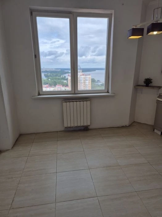 2-room apartment for sale. V. Ivasyuka 4a