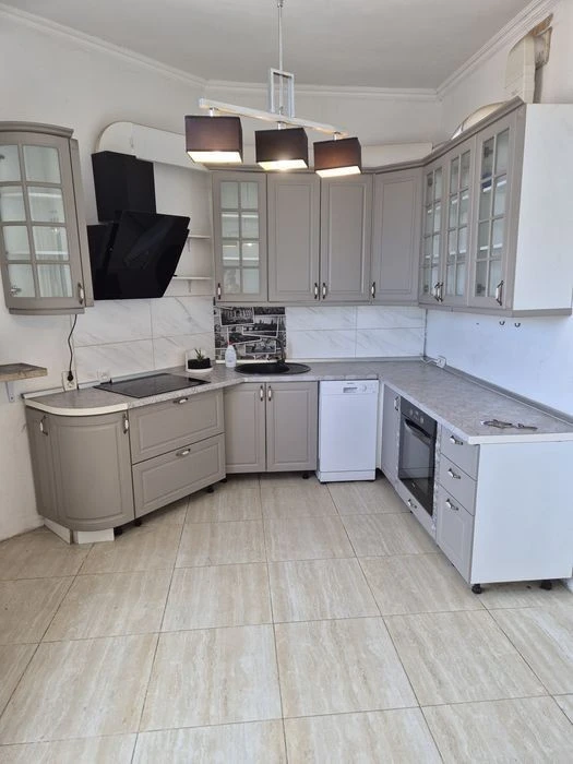 2-room apartment for sale. V. Ivasyuka 4a