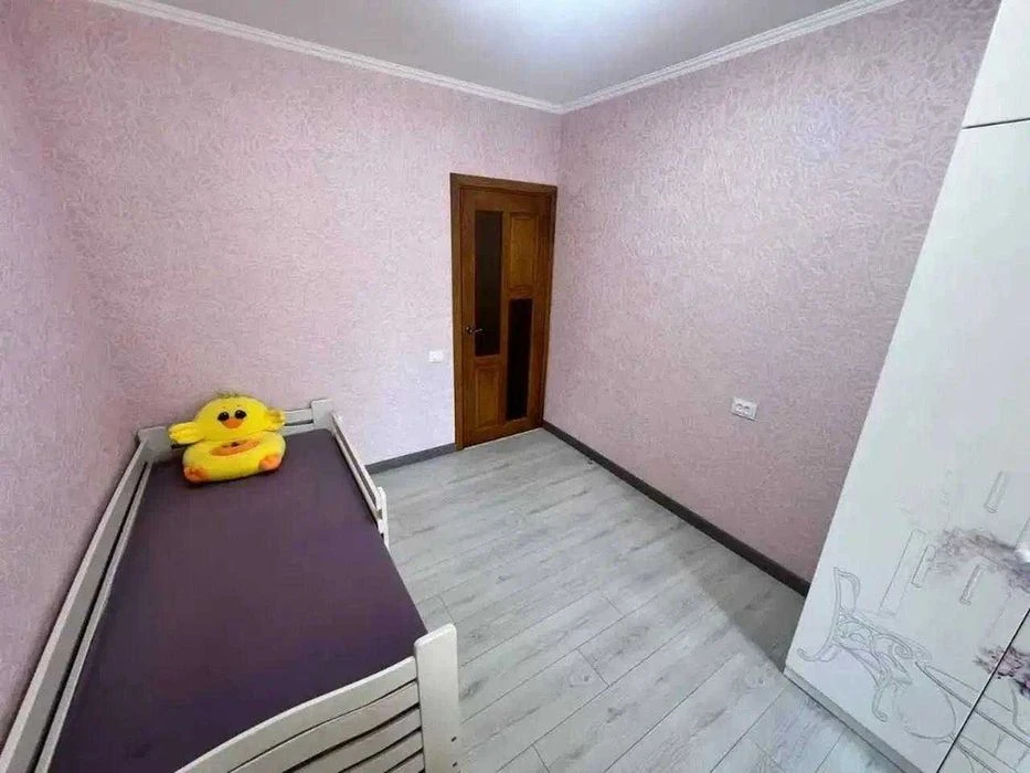 Продам 3-комн. квартиру с евро ремонтом Победа-5 пр. Героев,