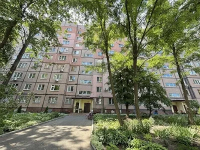 Продам 3-комн. квартиру с евро ремонтом Победа-5 пр. Героев,