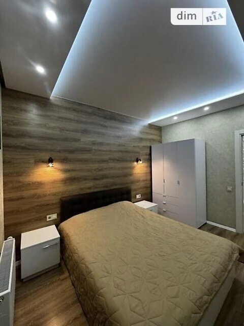 Продаж 2к квартири 45 кв. м на вул. Регенераторна 4 • ID 347