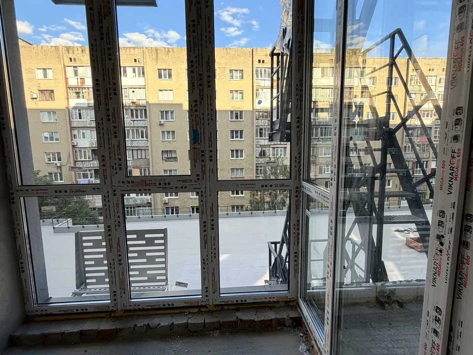 Квартира. Івано-Франківськ, Гната Хоткевича вул., (Будинок)