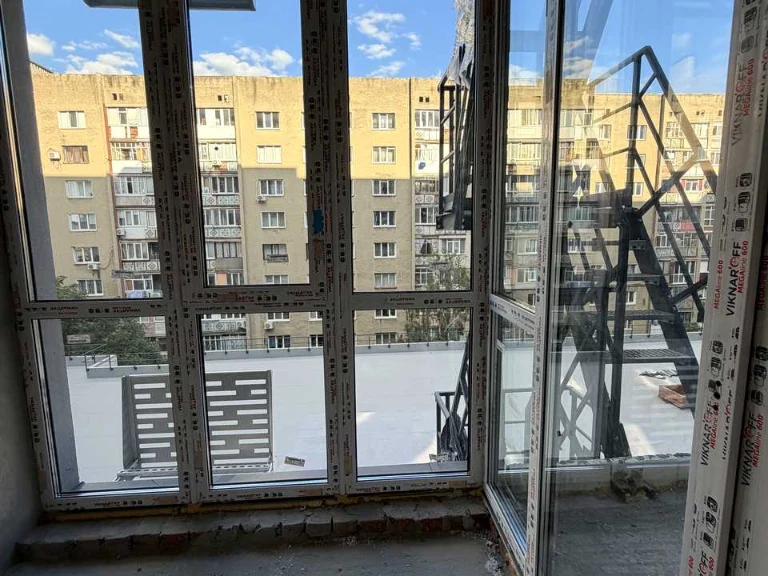 Квартира. Ивано-Франковск, Гната Хоткевича ул., (Дом)
