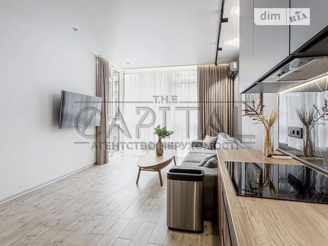 Продаж 3к квартири 81 кв. м на вул. Предславинська 57 • ID 3