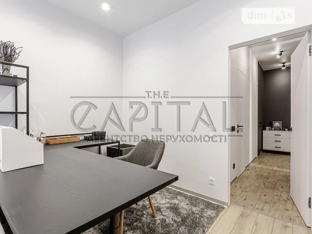 Продаж 3к квартири 81 кв. м на вул. Предславинська 57 • ID 3