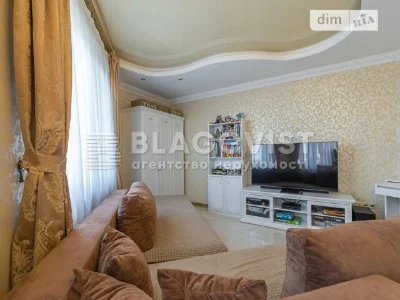Продаж 2к квартири 79 кв. м на вул. Дегтярівська 25А • ID 34