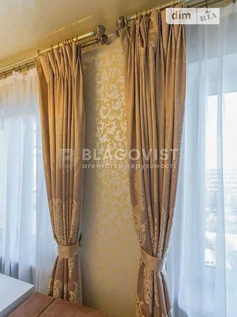 Продаж 2к квартири 79 кв. м на вул. Дегтярівська 25А • ID 34