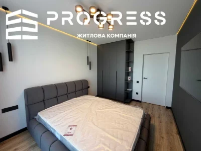 Продаж дизайнерської 1,5-кімнатної квартири з панорамним вид