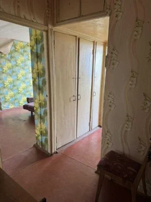 Продам 1-ку на Роганском в кирпичном доме