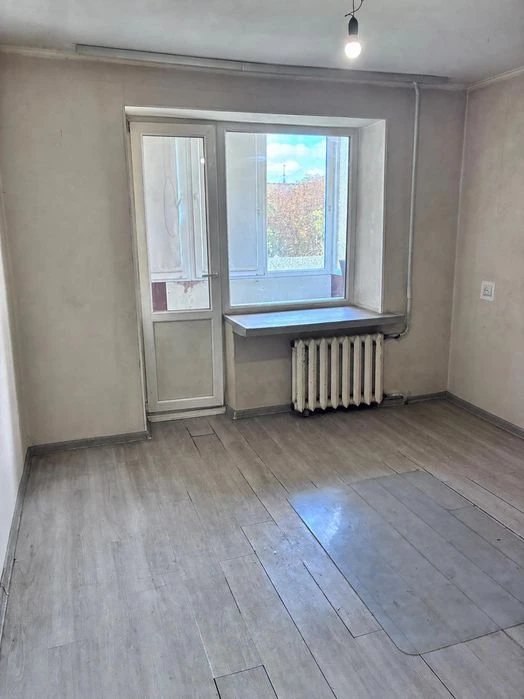 Продаж / Квартира / вул. Відінська, 12 школа, Рівне