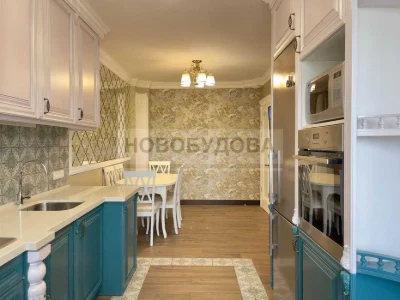 Продам 2х кімнатну квартиру в центрі міста пров.Інститутськи