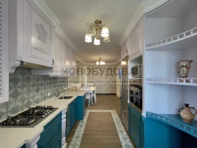Продам 2х кімнатну квартиру в центрі міста пров.Інститутськи