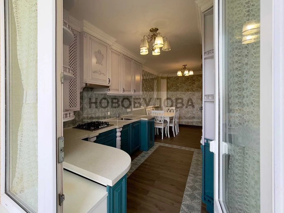 Продам 2х кімнатну квартиру в центрі міста пров.Інститутськи