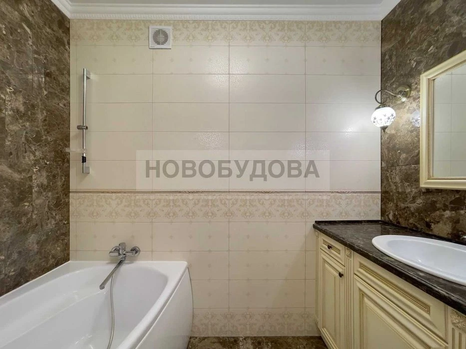 Продам 2х кімнатну квартиру в центрі міста пров.Інститутськи