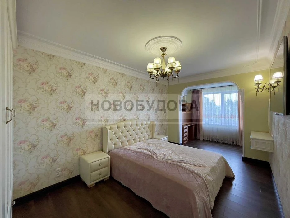 Продам 2х кімнатну квартиру в центрі міста пров.Інститутськи