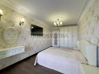 Продам 2х кімнатну квартиру в центрі міста пров.Інститутськи