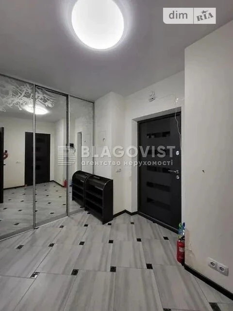 Продаж 1к квартири 50 кв. м на вул. Драгоманова 2 • ID 34794