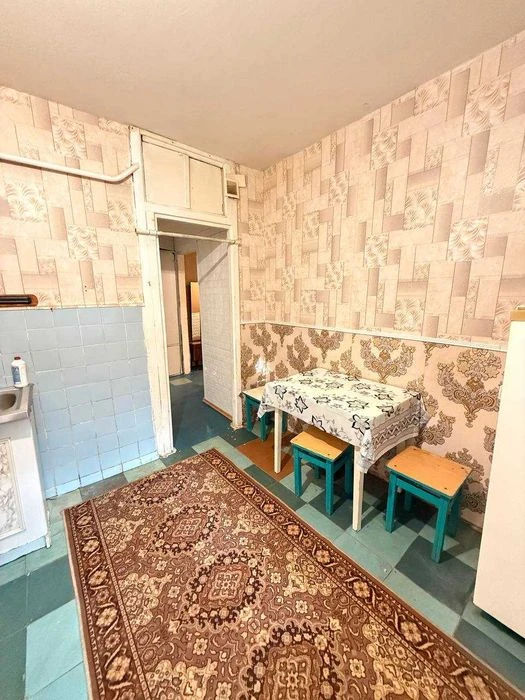 Продам большую 2к Тополь 1. Терра.Чешка