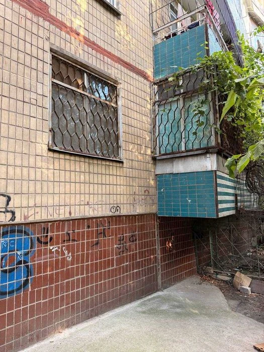 Продам большую 2к Тополь 1. Терра.Чешка