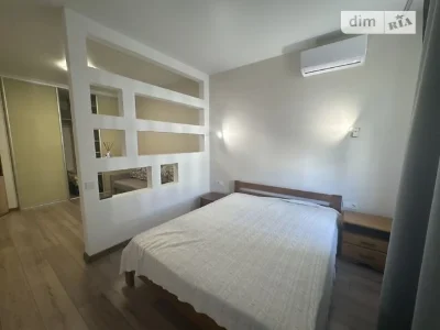 Продаж 1к квартири 43.9 кв. м на вул. Юнацька 8, кв. 61 • ID
