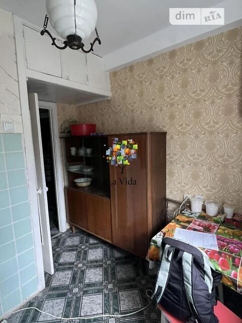 Продаж 1к квартири 30.8 кв. м на вул. Івана Дзюби 6, кв. 68