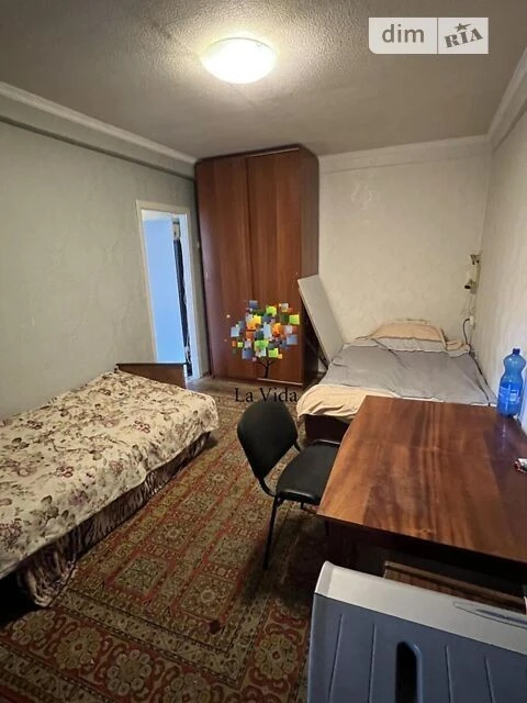 Продаж 1к квартири 30.8 кв. м на вул. Івана Дзюби 6, кв. 68