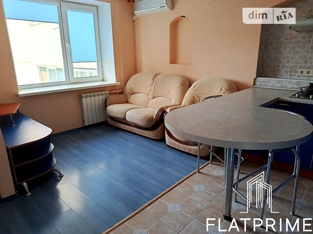 Продаж 1к квартири 34 кв. м на вул. Левка Лук'яненка 2/4 • I