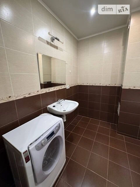 Продаж 1к квартири 65 кв. м на бул. Миколи Руденка 14Л • ID