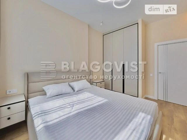 Продаж 1к квартири 53 кв. м на просп. Берестейський 11 • ID