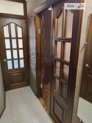 Продаж 2к квартири 43 кв. м на просп. Любомира Гузара 30/28