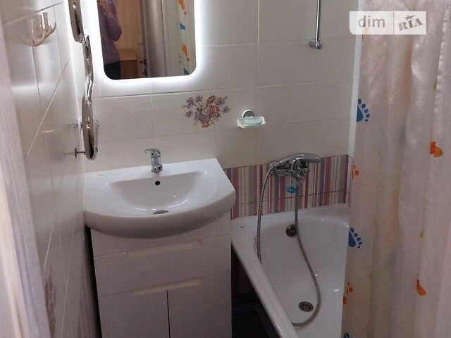 Продаж 1к квартири 33 кв. м на вул. Левка Лук'яненка • ID 34