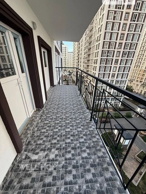 Продаж 1к квартири 29.11 кв. м на вул. Михайла Максимовича 2