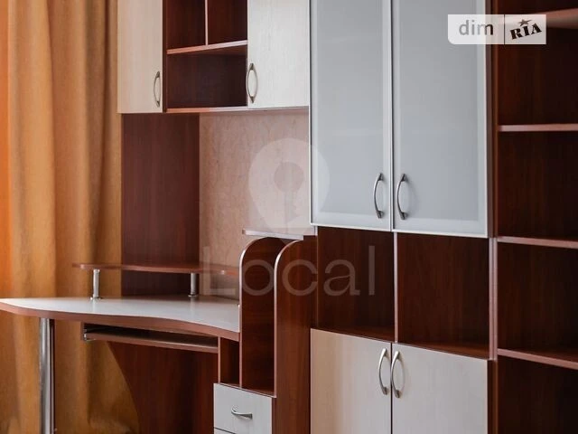Продаж 1к квартири 42.8 кв. м на просп. Петра Григоренка 18А