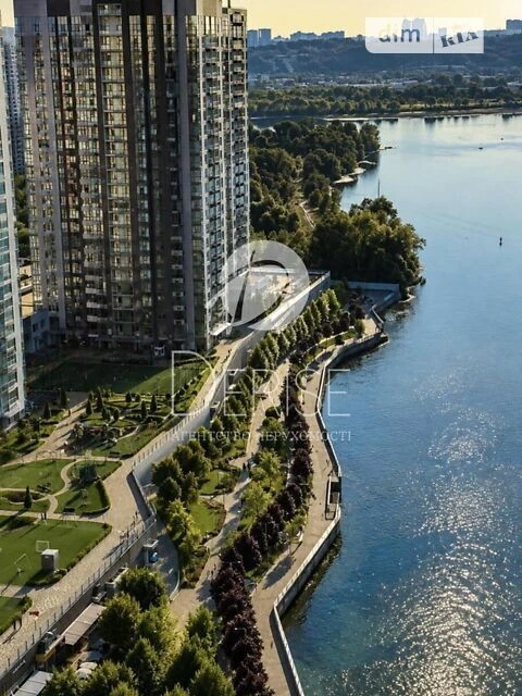 Продаж 2к квартири 98 кв. м на вул. Новокодацька 14 • ID 347