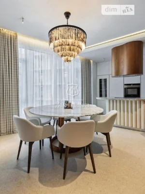 Продаж 3к квартири 155 кв. м на вул. Буслівська 12 • ID 3479