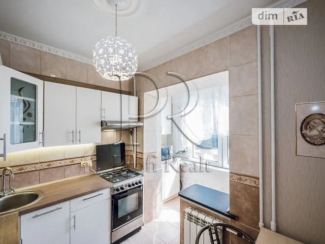 Продаж 1к квартири 33.8 кв. м на вул. Борщагівська 2 • ID 34