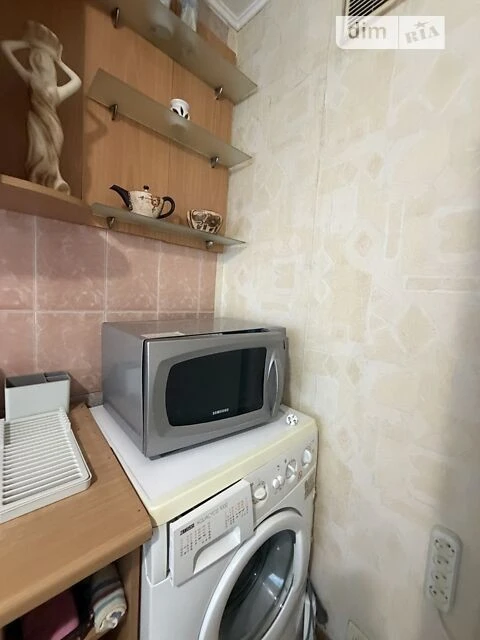Продаж 2к квартири 47 кв. м на просп. Любомира Гузара 20 • I