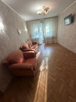 Продаж 2к квартири 47 кв. м на просп. Любомира Гузара 20 • I