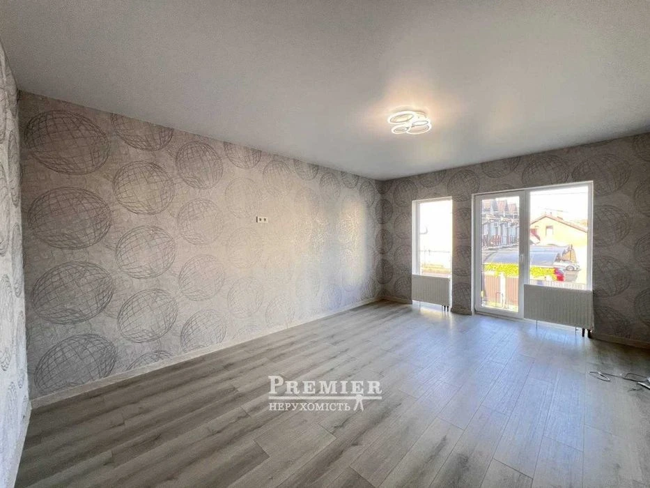 Просторий таунхаус 100 м² з ремонтом та 2 сотками землі у Ки