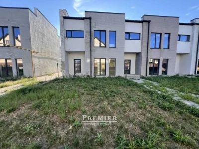 Просторий таунхаус 100 м² з ремонтом та 2 сотками землі у Ки