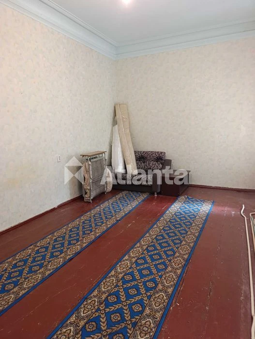 4-кімнатна 80,4 м² біля Херсонського скверу: 1 поверх, під р