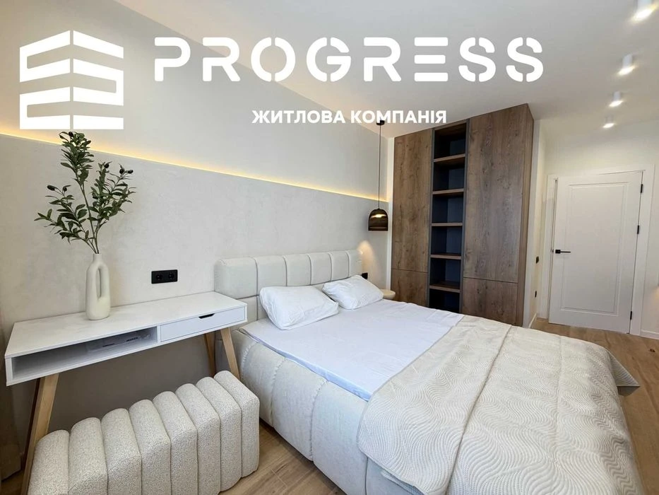 Продаж дизайнерської 2-кімнатної квартири з функціоналом 3-к