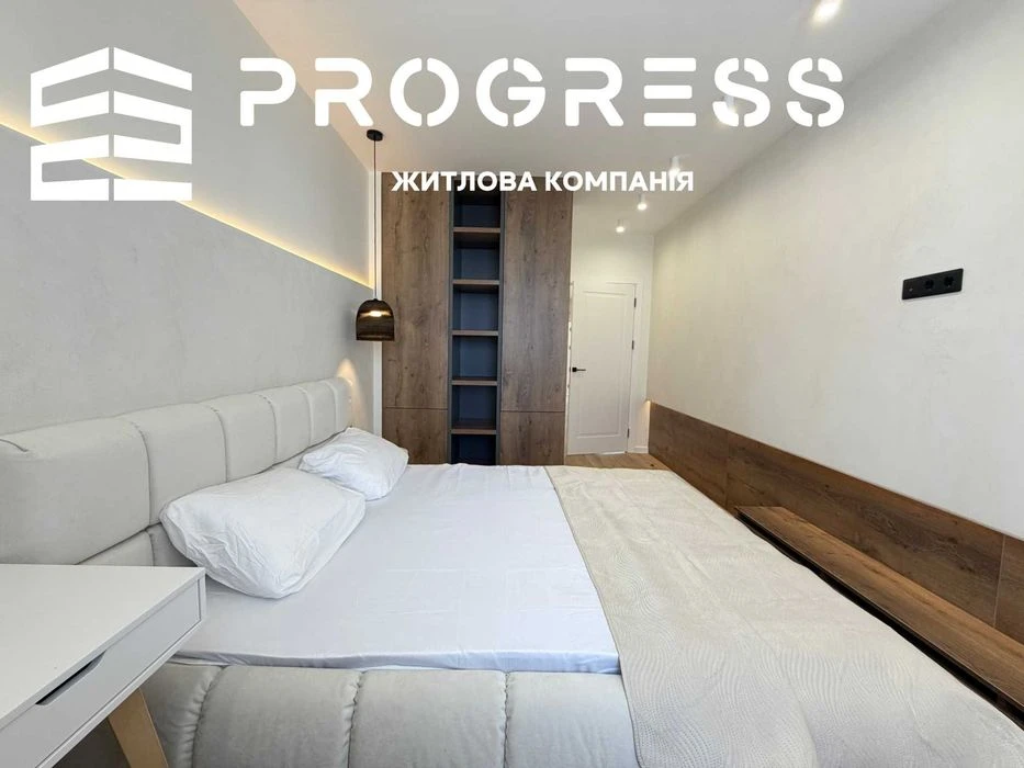 Продаж дизайнерської 2-кімнатної квартири з функціоналом 3-к