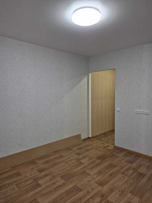 Продам 1комнатную квартиру в доме гостинного типа со своим с