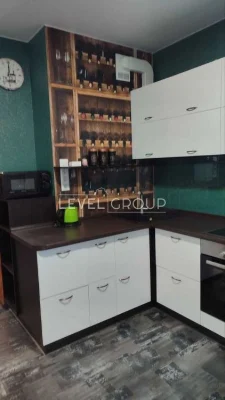 Продаж 1-кімнатної квартири з ремонтом у ЖК Варшавський, Мік