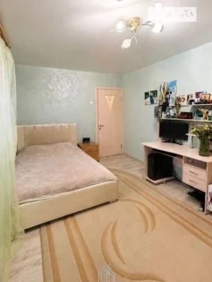 Продаж 2к квартири 43 кв. м на вул. Алма-Атинська 68А • ID 3