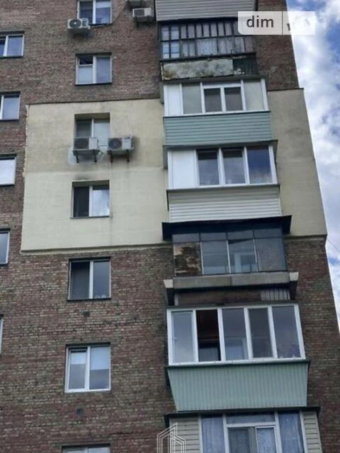 Продаж 2к квартири 43 кв. м на вул. Алма-Атинська 68А • ID 3