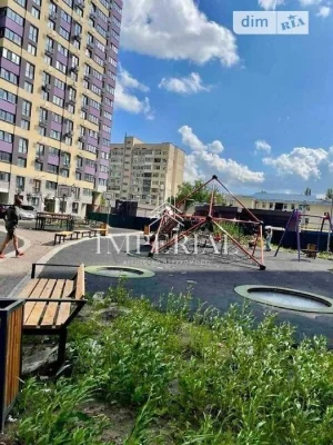 Продаж 3к квартири 99 кв. м на просп. Повітряних Сил 56 • ID
