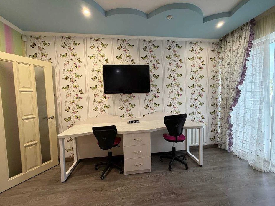 Продам великий сімейний D будинок 170 м² евроремонт | меблі